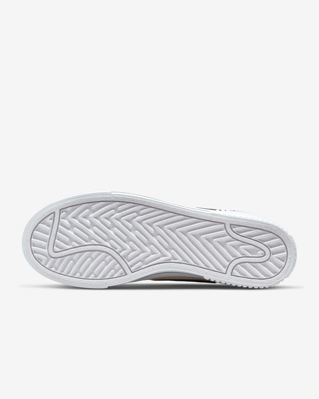 NIKE COURT LEGACY LIFT