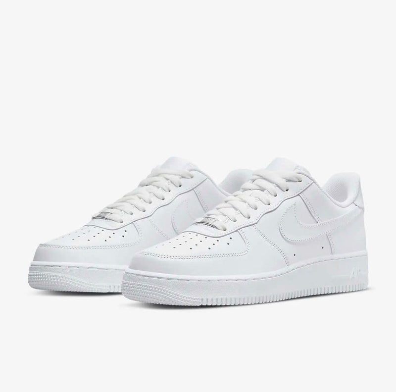 NIKE AIR FORCE 1 LOW WHITE
